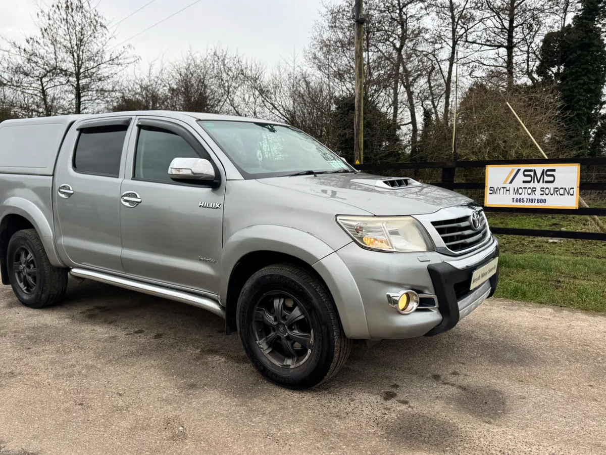 152 Toyota Hilux Invincible X Auto***** - Image 2