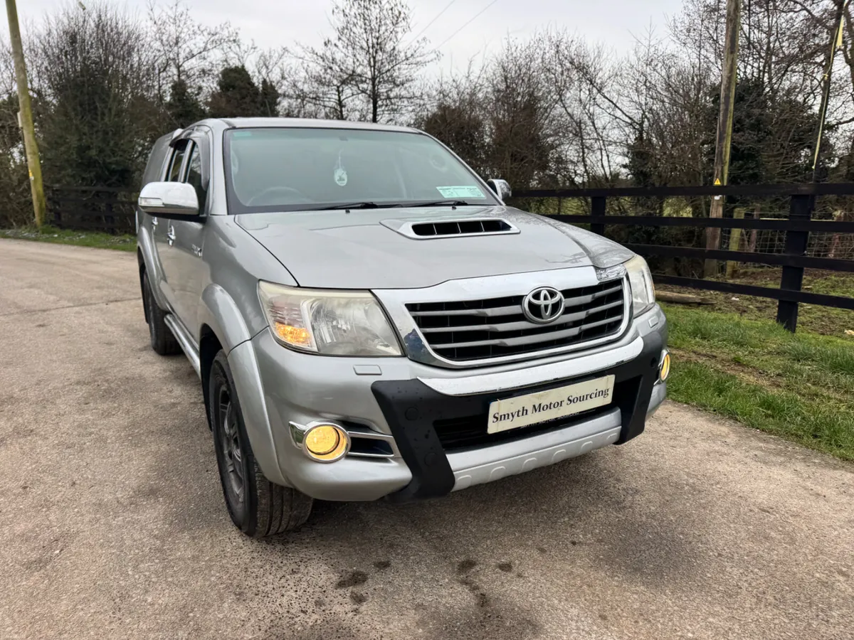 152 Toyota Hilux Invincible X Auto***** - Image 4