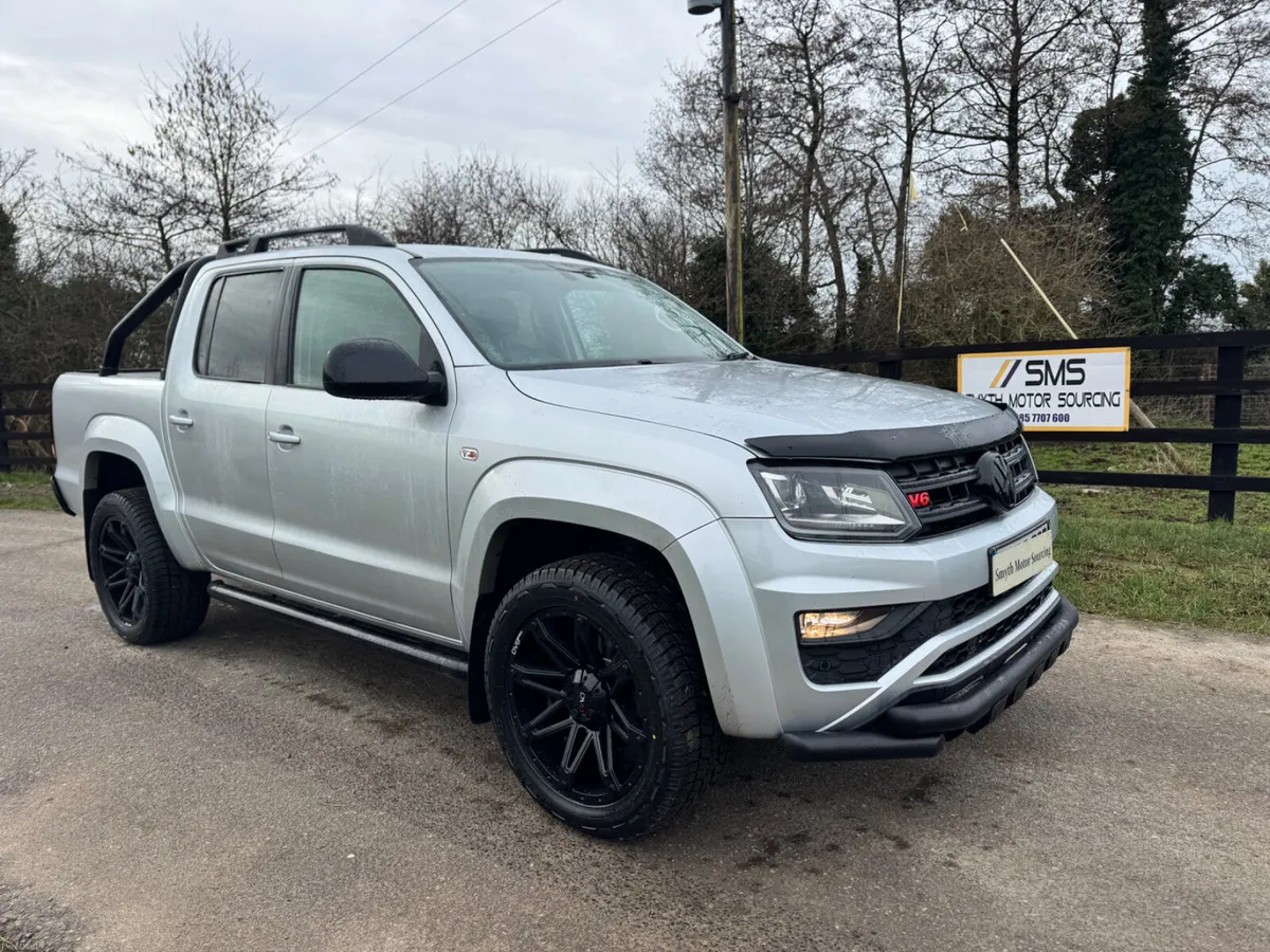 201 Volkswagen Amarok Black Ed*****Very low miles - Image 3