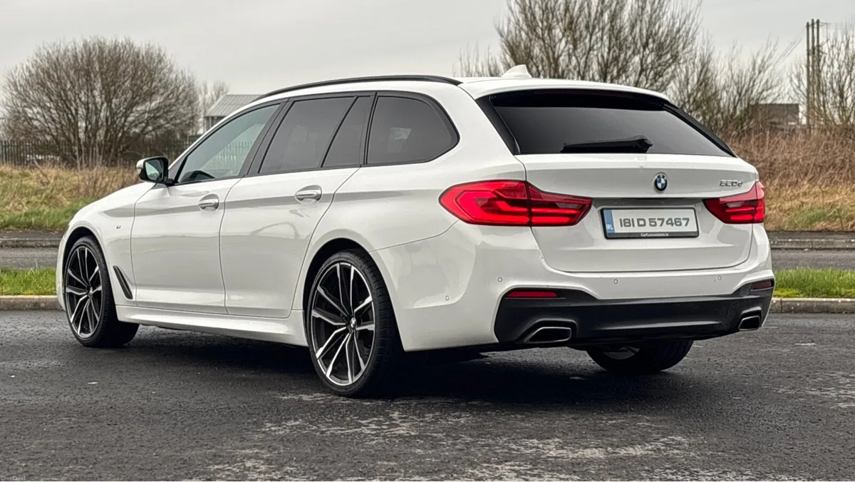 BMW G31 - M-Sport - Auto - Black Leather - Estate - Image 2