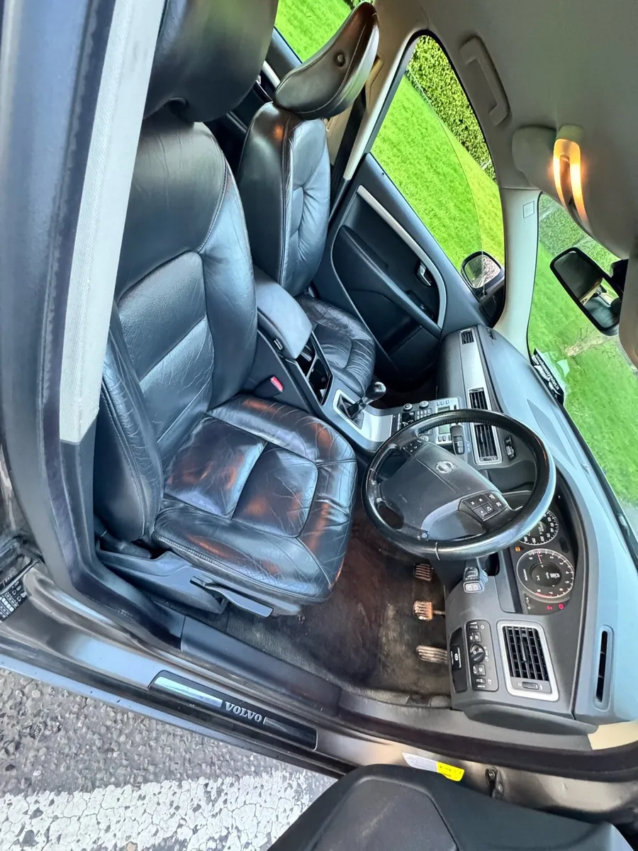 2008 Volvo V70 MASSIVE SPEC - Image 4