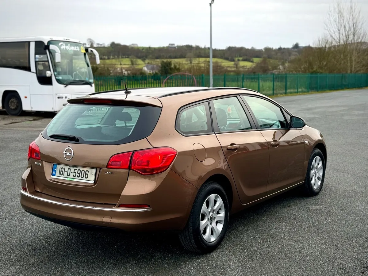 Opel Astra 2016-new NCT -tax - 1.6 diesel - estate - Image 3