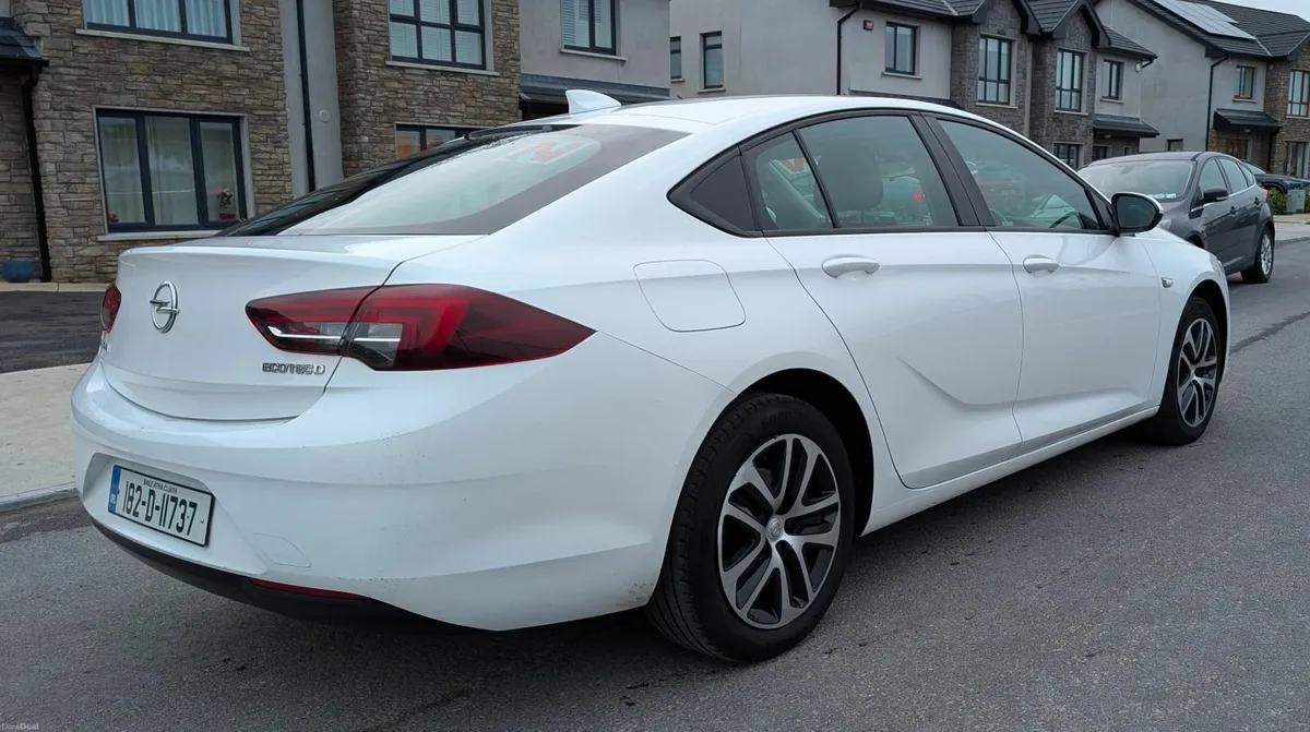 Opel Insignia 2018 - Image 3