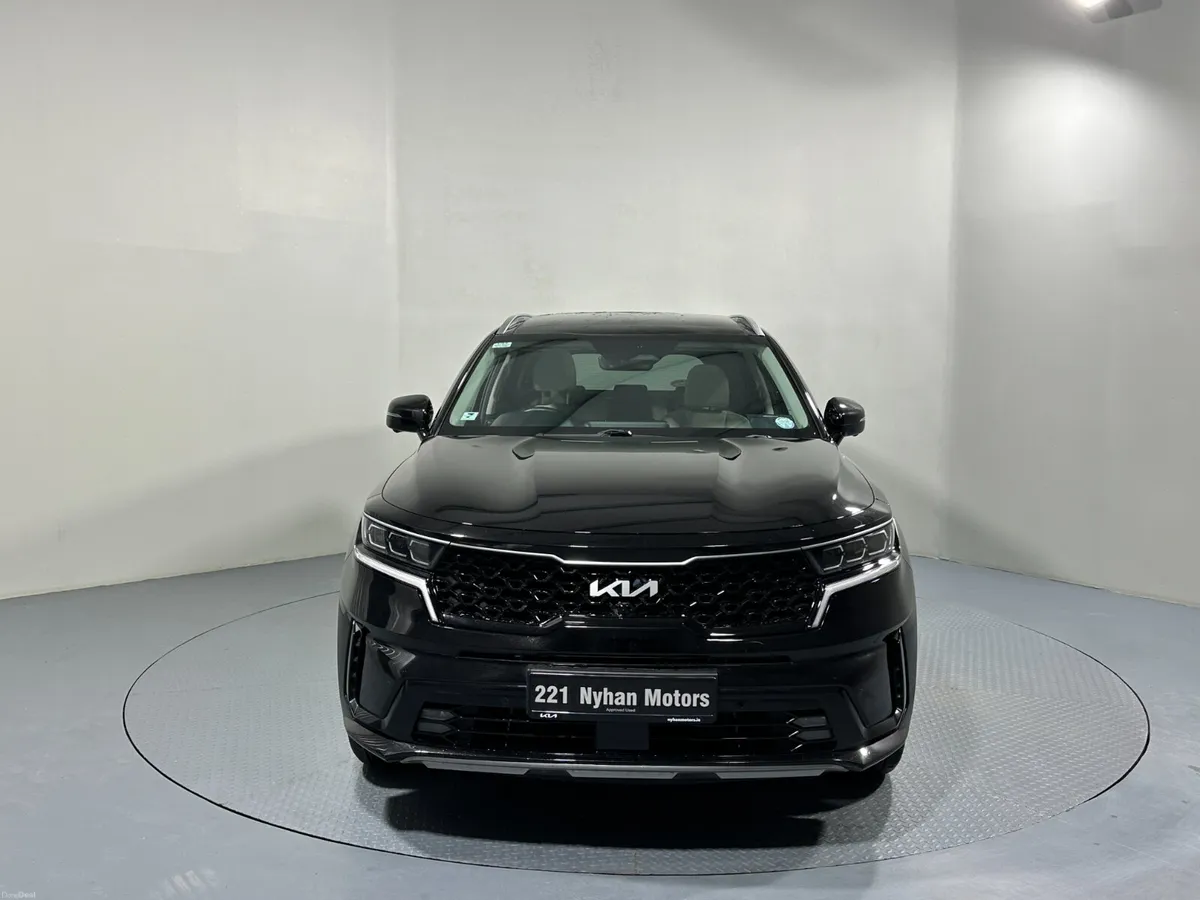 Kia Sorento K4 Plug In Hybrid 4x4 7 Seater 221 - Image 2