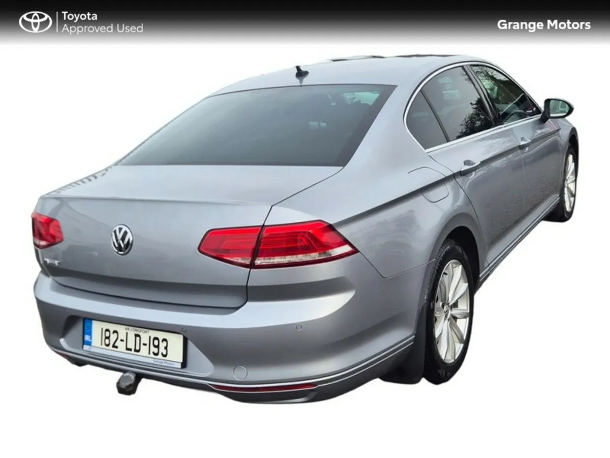 Volkswagen Passat 1.6 TDI COMFORTLINE 120BHP SALOO - Image 3