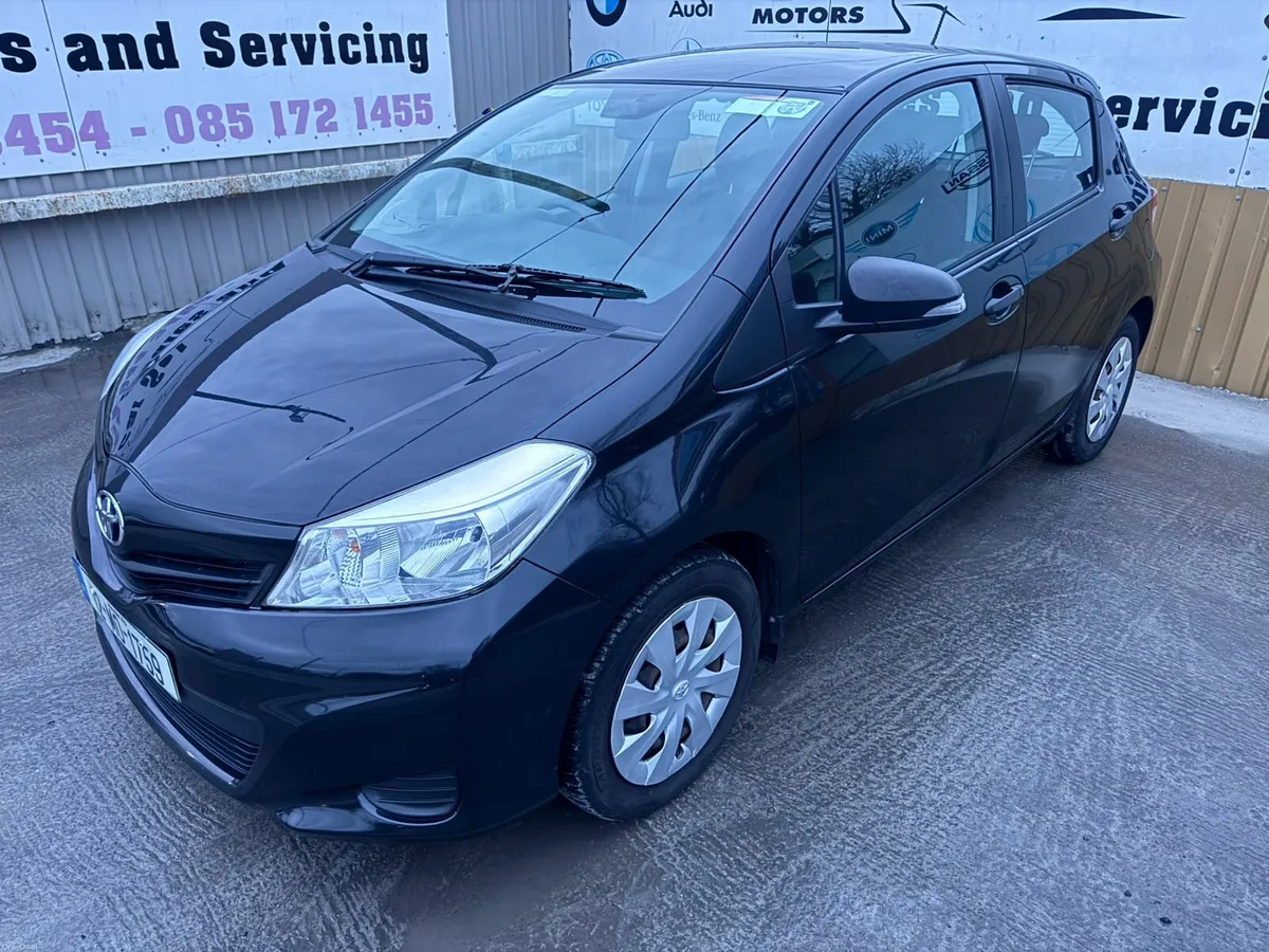 12 Toyota Yaris 1.0 Petrol Fresh NCT Warranty - Image 4