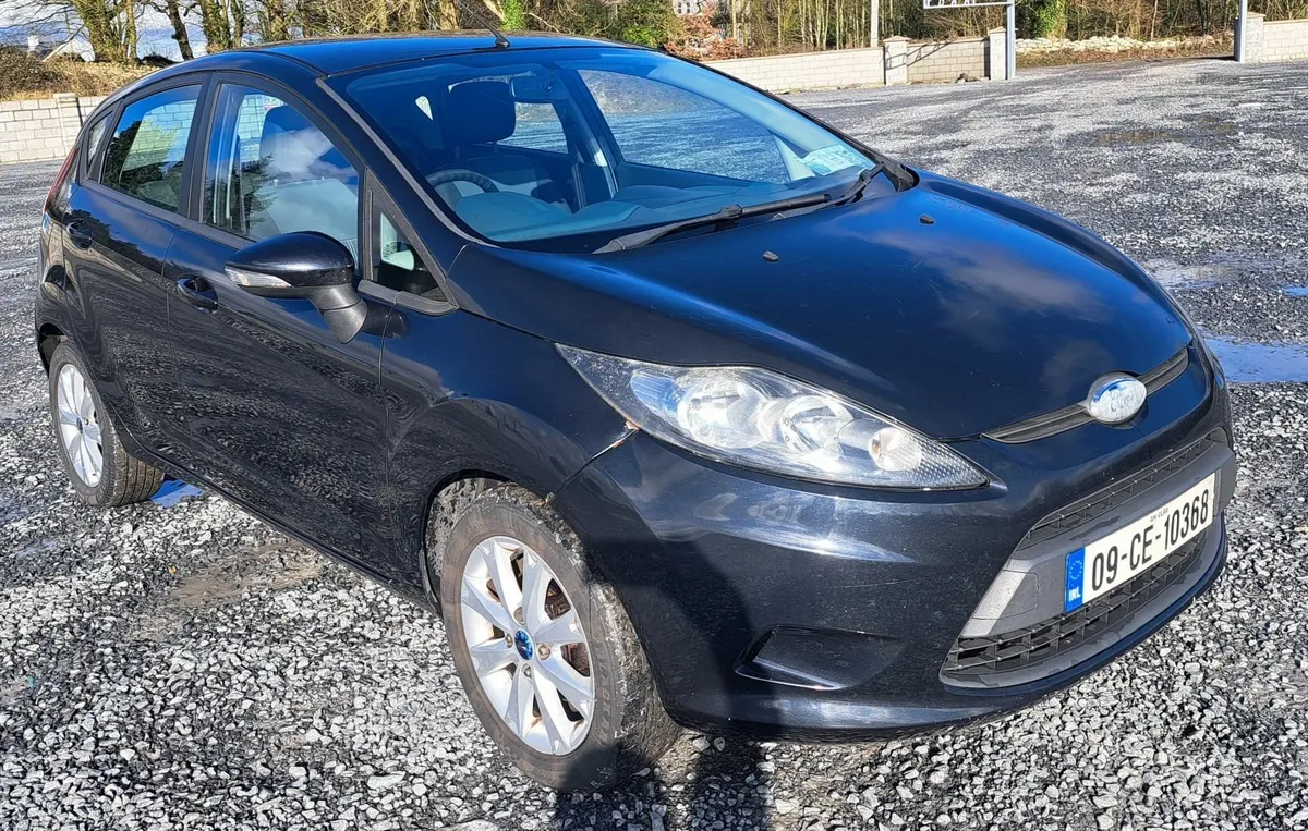 Ford Fiesta 2009 - Image 2