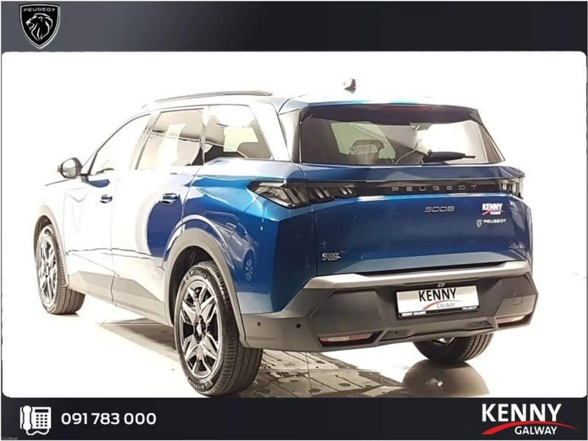 Peugeot 5008 *Deposit taken* eALLURE 73KWH 210BHP - Image 3