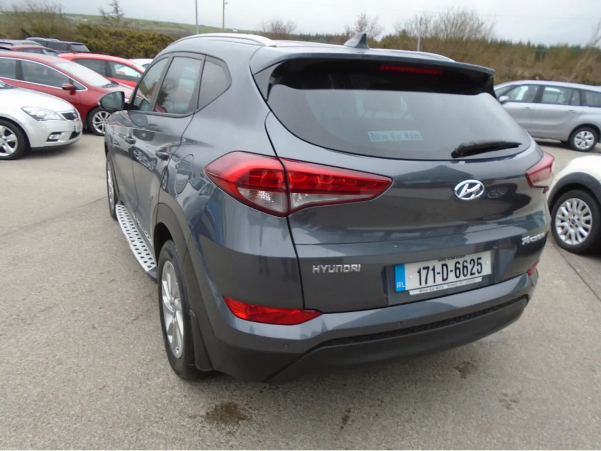 Hyundai Tucson 1.7 EXECUTIVE 5DR - Image 5