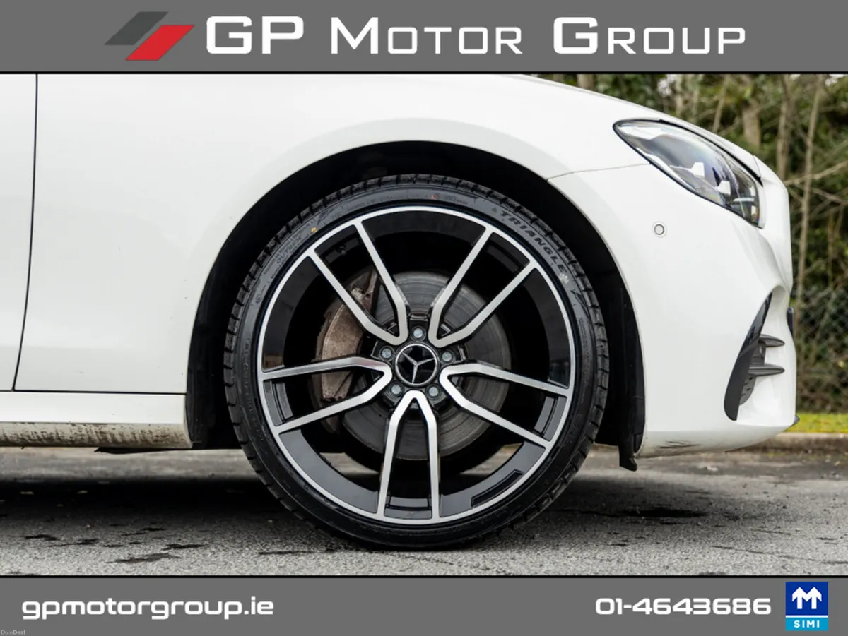 Mercedes-Benz E-Class E300 AMG LINE EDITION  *1 YE - Image 3