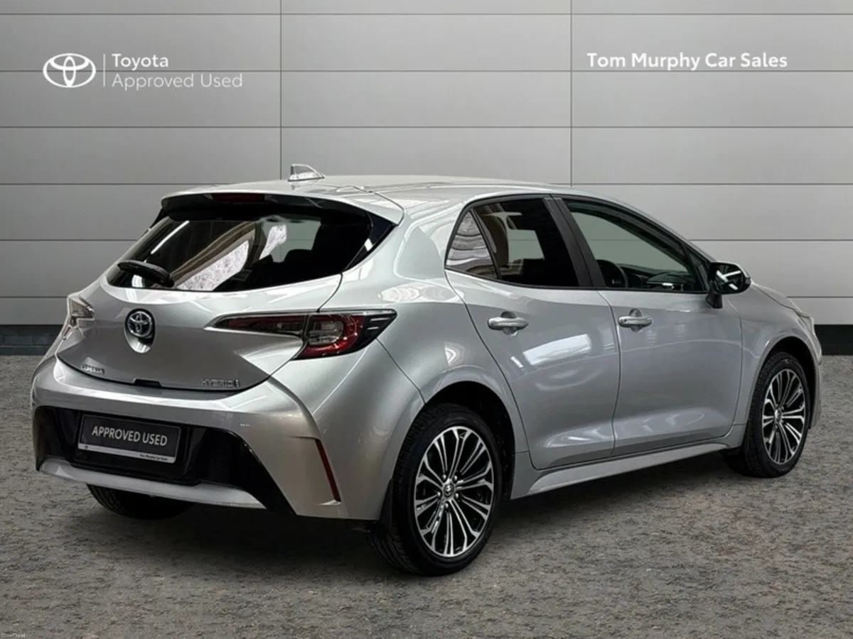 Toyota Corolla COROLLA HYBRID SOL H/B - Image 2