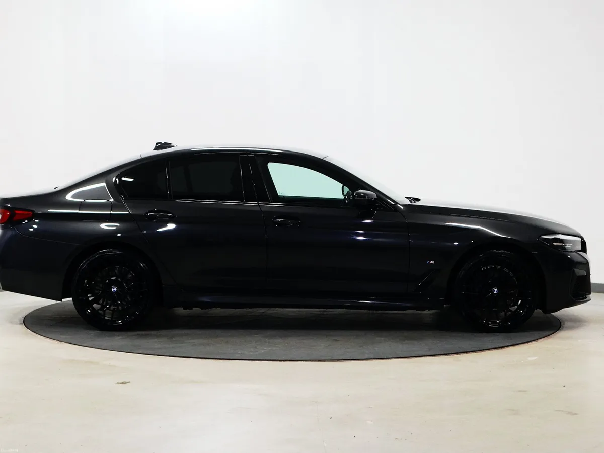 *9* 2021 BMW 5-Series 2.0 M-SPORT AUTO - Image 3