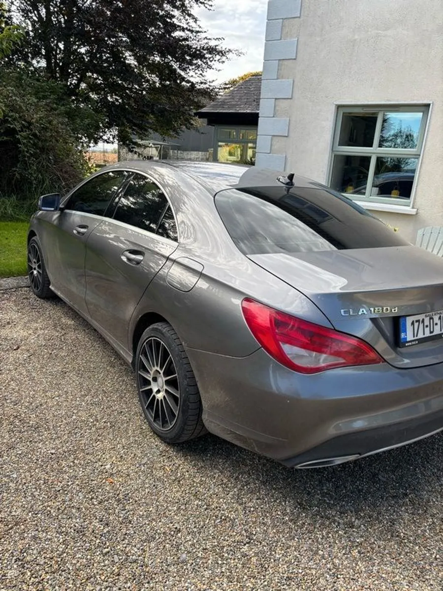 2017 Mercedes-benz Cla - Image 2