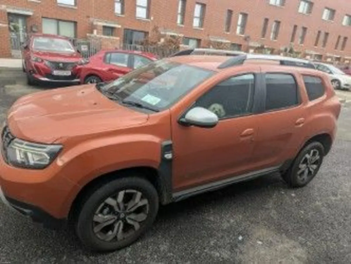 Dacia Duster 2022 Prestige Edition 1 litre 5000 km - Image 4