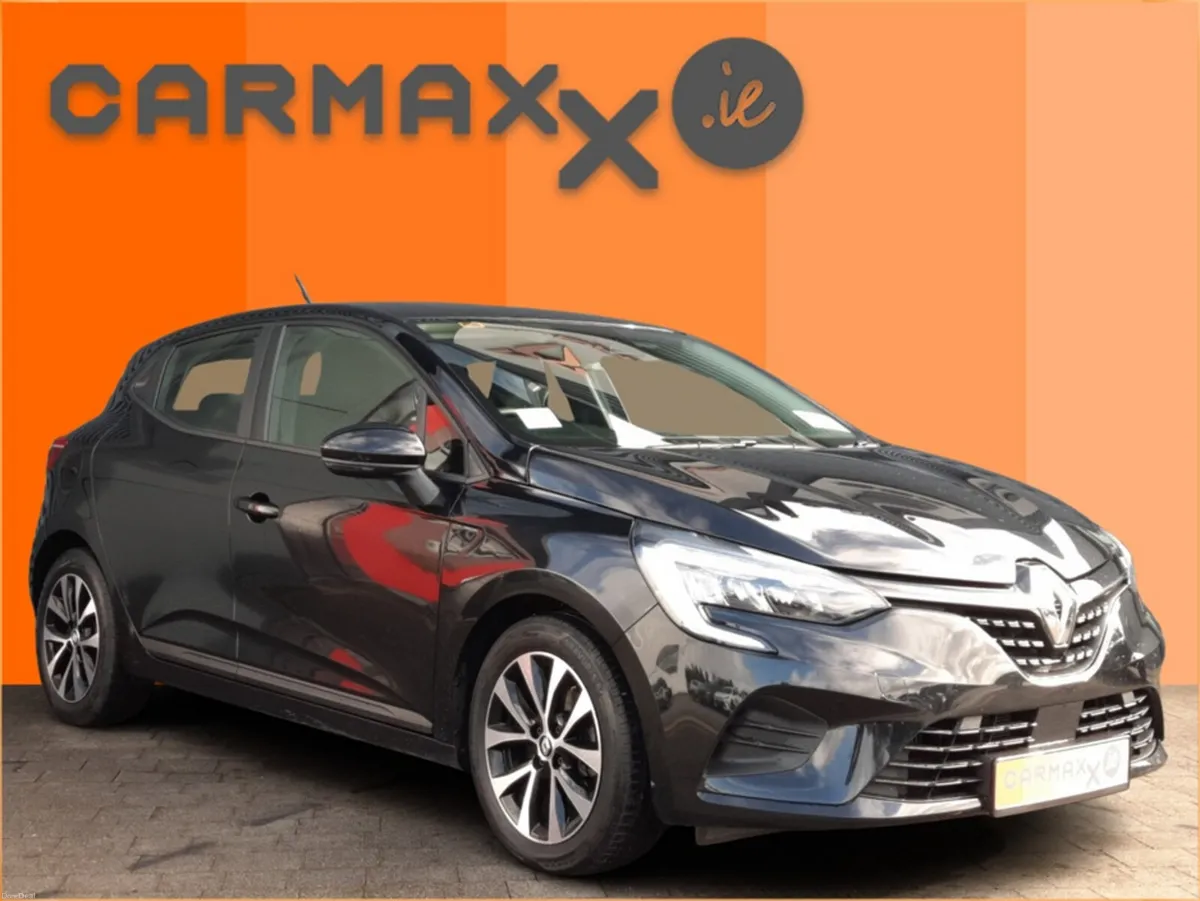 Renault Clio 1.0 90BHP 5DR EVOLUTION EDITION MY23 - Image 1