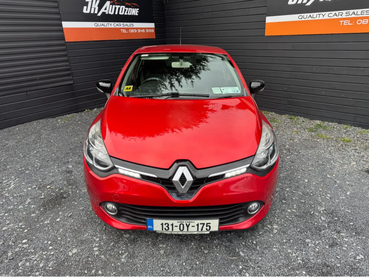 Renault Clio IV DYNAMIQUE 1.2 5DR - Image 2