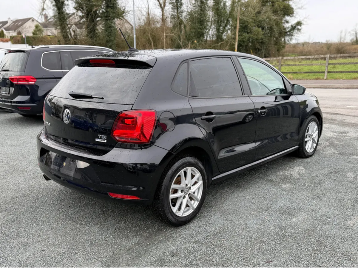 Volkswagen Polo 1.2 TSI HIGHLINE PETROL AUTOMATIC - Image 4