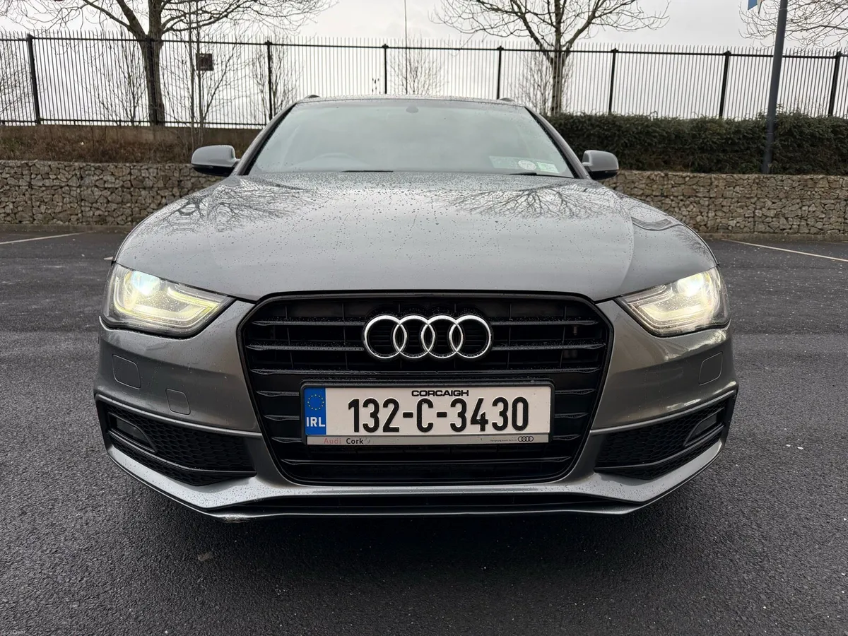 Audi A4 Avant 2.0 TDi BLACK EDITION 150hp - Image 3