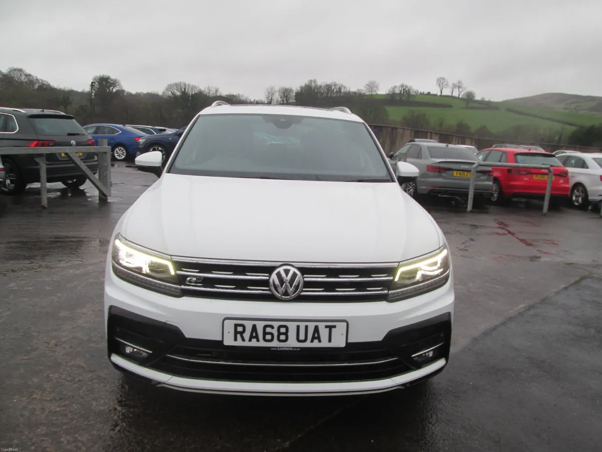 2019  VOLKSWAGEN  TIGUAN  2.0  TDI  R-LINE  4X4 - Image 3