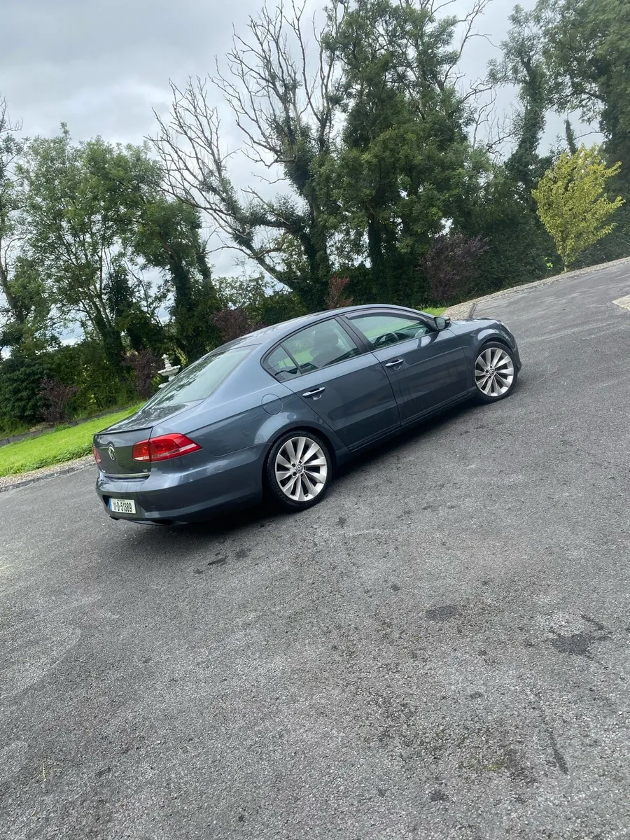 1.6 TDI Volkswagen Passat - Image 4