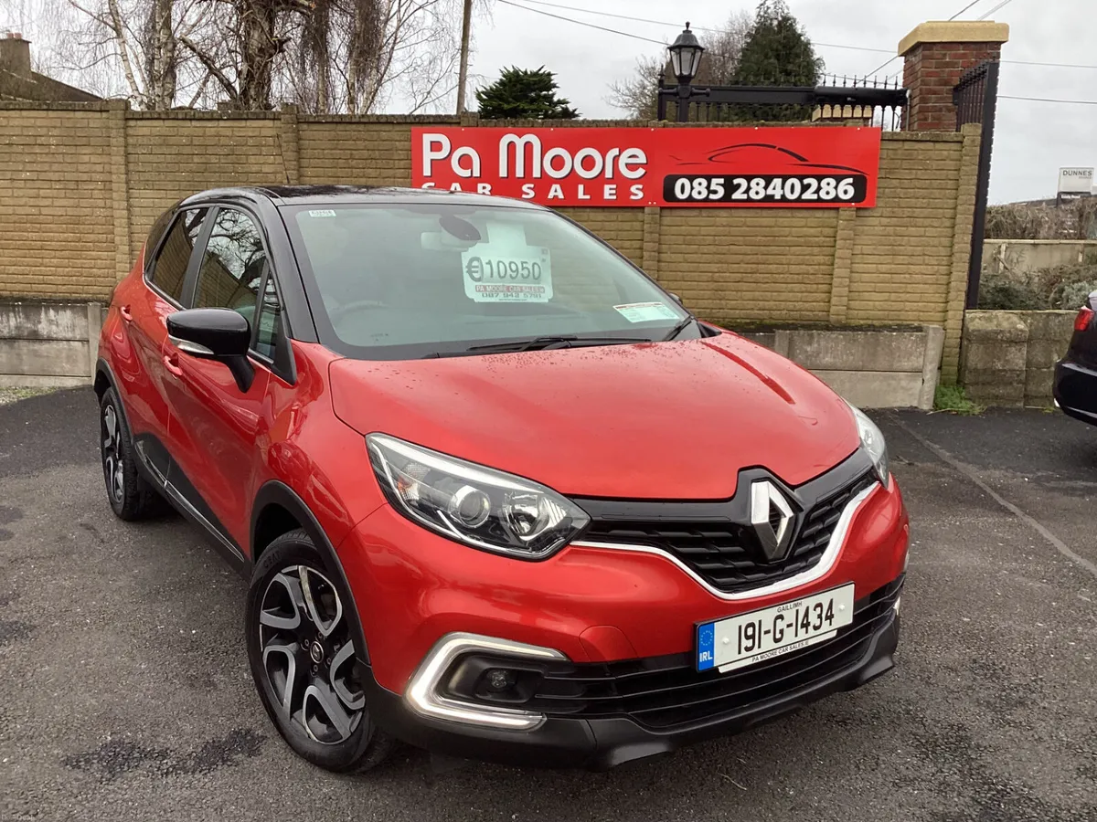 Renault Captur ** FROM €47 p/w * SAT NAV - Image 1