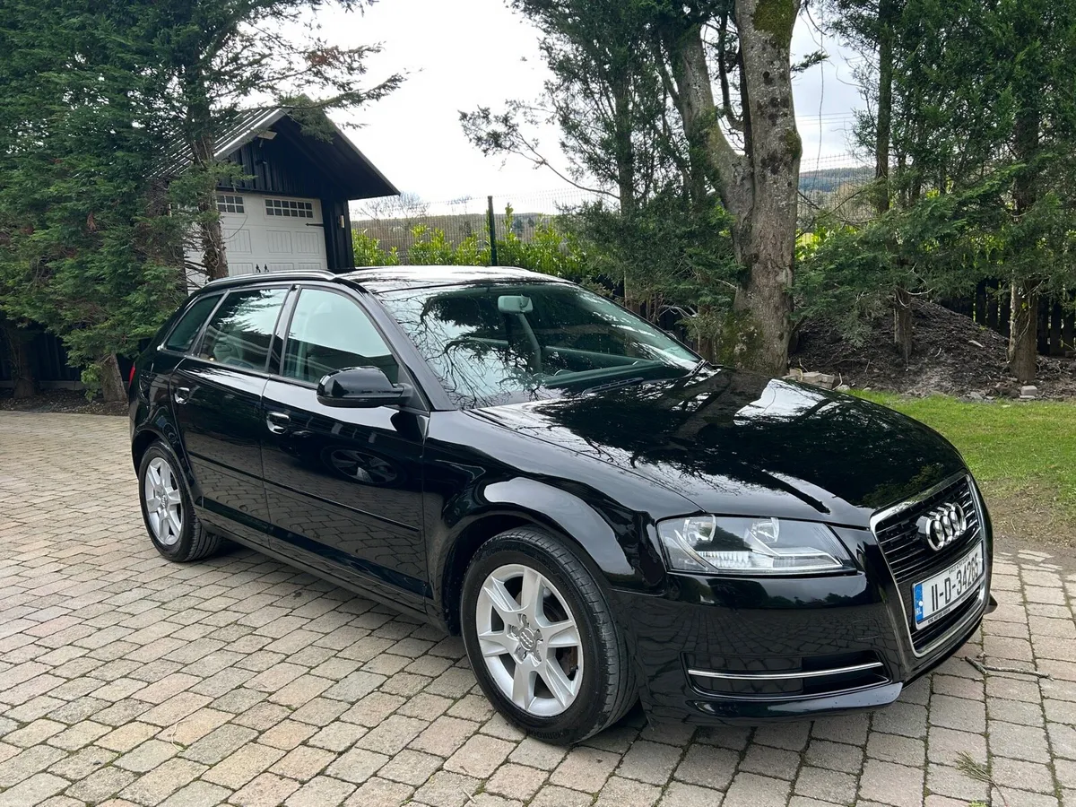 11 Audi A3 1.2 Automatic Sportback only 82km €7750 - Image 1