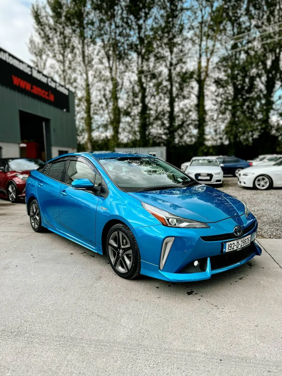 Toyota prius 2019 - Image 2