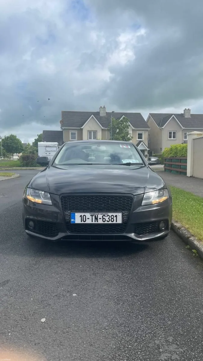 Audi A4 2010 - Image 1