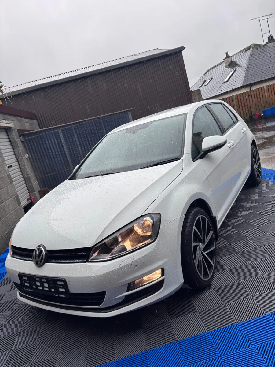 Volkswagen Golf 2016 - Image 2