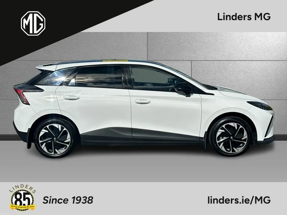 MG MG4 EV Long Range , Exclusive (435km Range) - Image 4