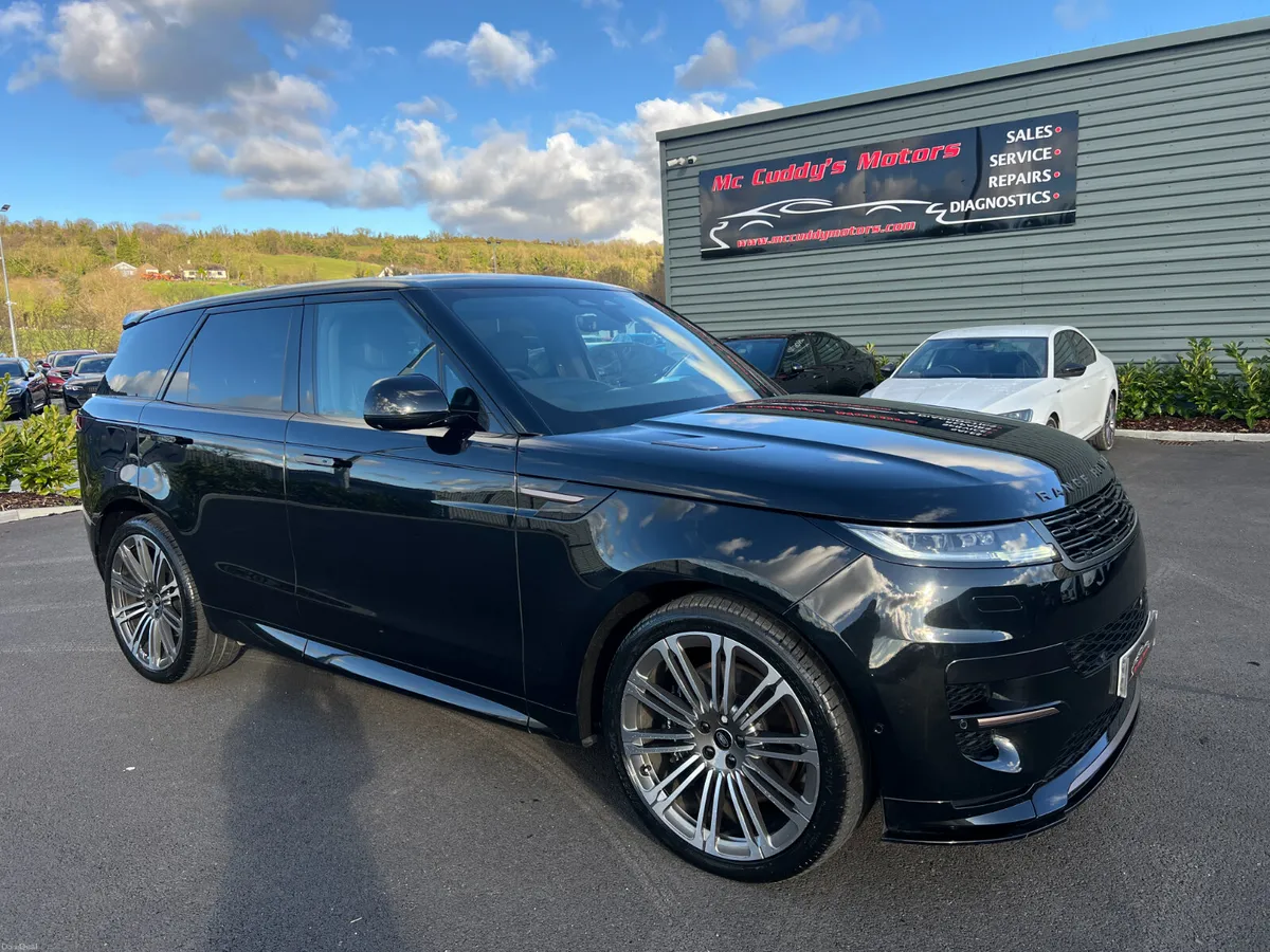 2023 Range Rover Sport P440E DYNAMIC SE PHEV PAN - Image 2