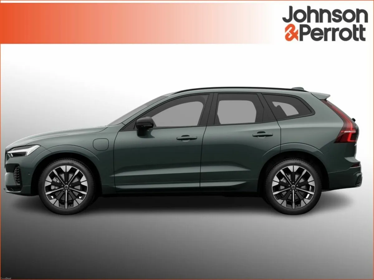 Volvo XC60 T6 335bhp AWD Plus Dark + Forest Lake M - Image 5