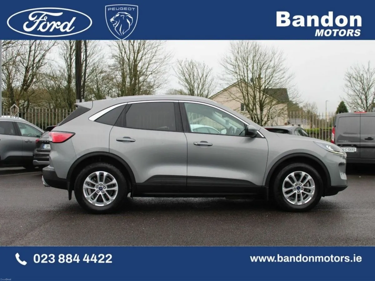 Ford Kuga 2.5 Duratec 225PS PHEV Titanium Auto - Image 4