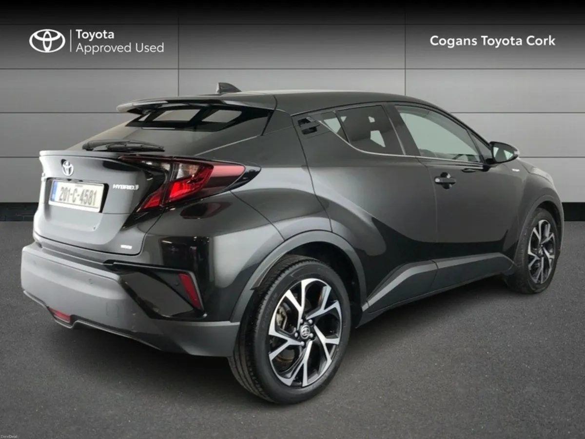 Toyota C-HR C-HR 1.8 HYBRID SPORT - Image 2