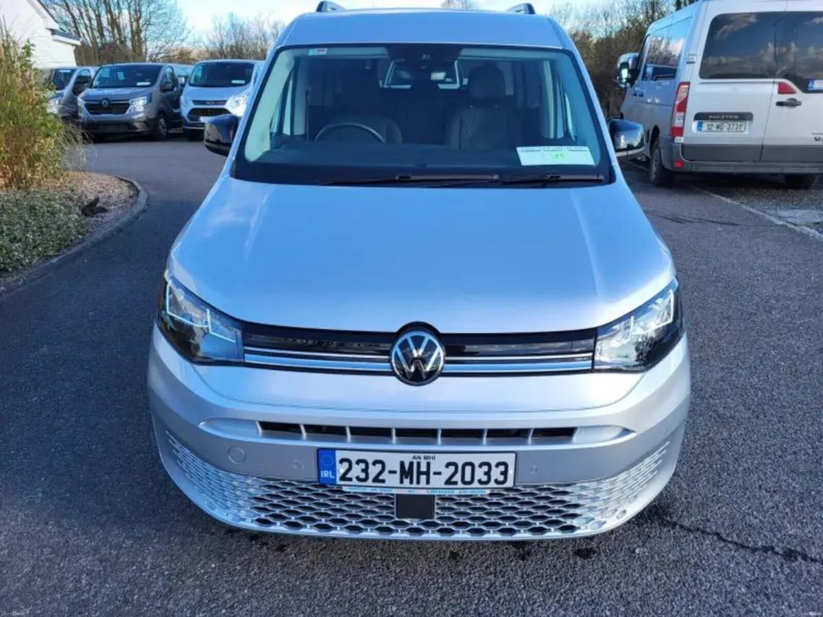 Wheelchair Taxi Volkswagen Caddy Maxi Life 2023 - Image 3