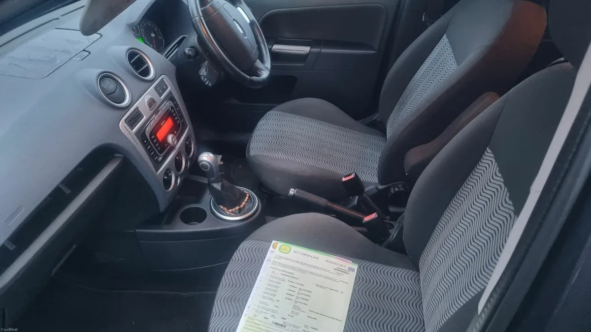 Ford Fusion 2009 - Image 2