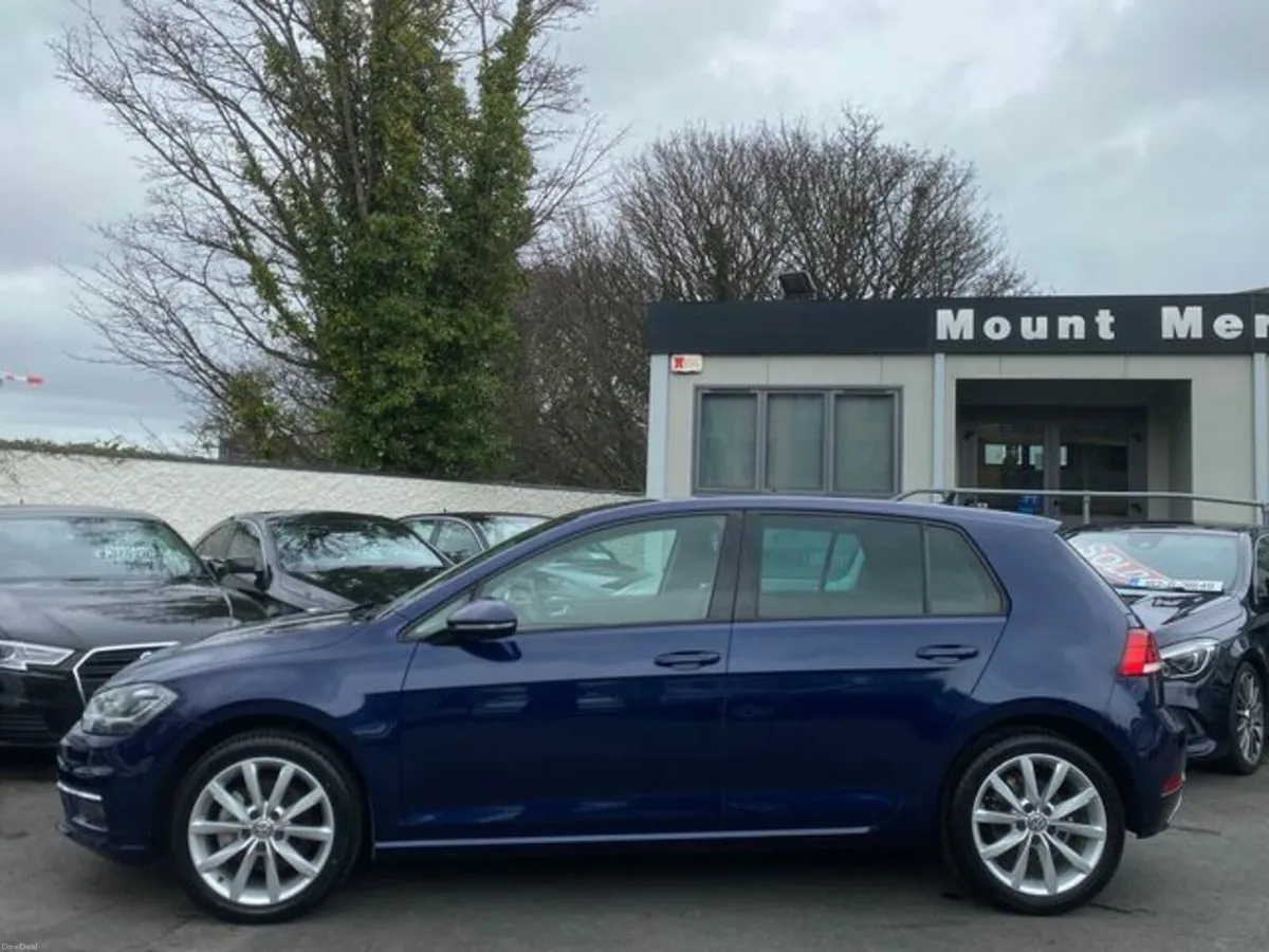 Volkswagen Golf Auto 1.2 tsi/ Low Mileage/ Carplay - Image 4