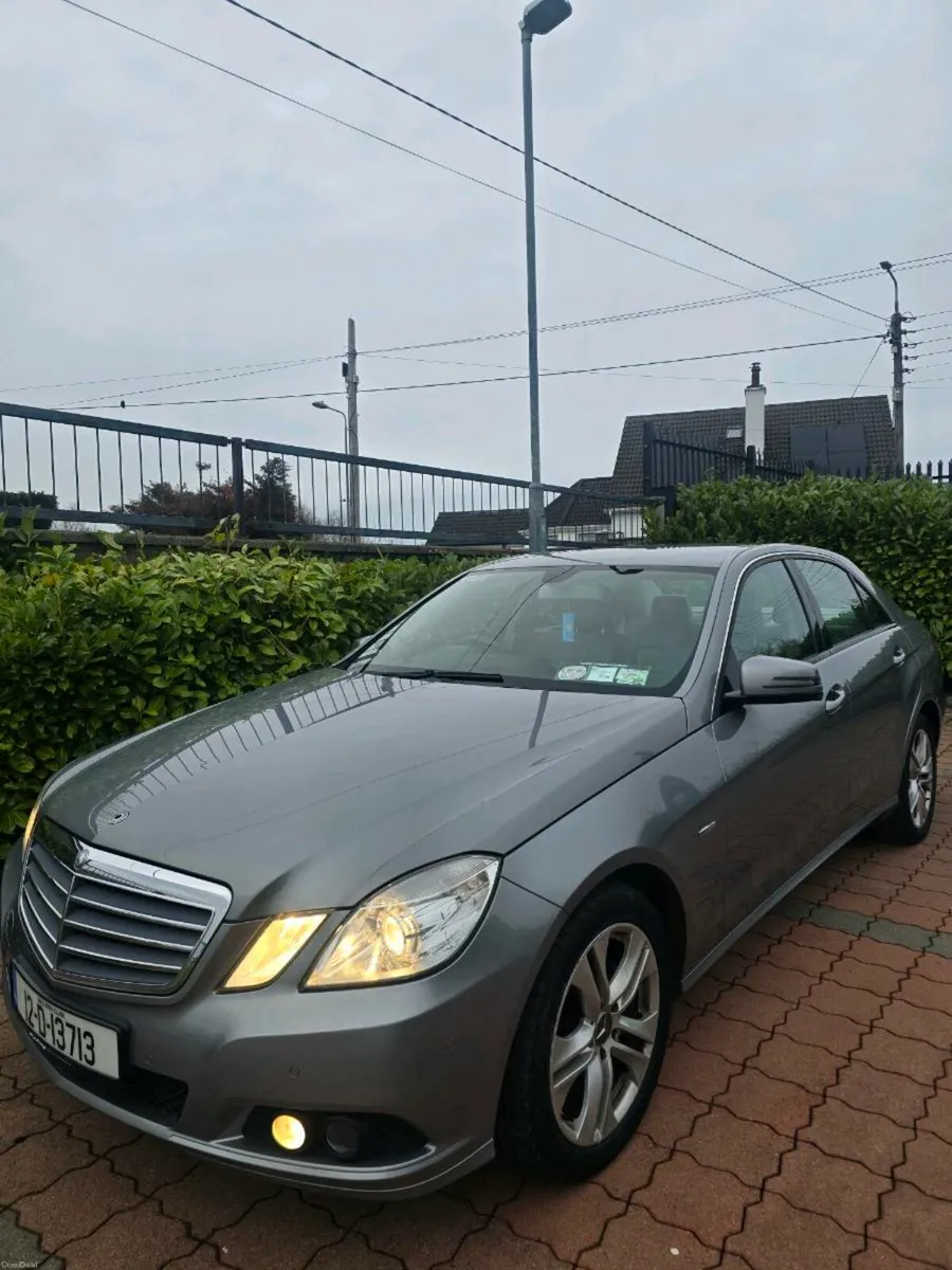 2012 Mercedes E220 Automatic  NCT - March.2027 - Image 4