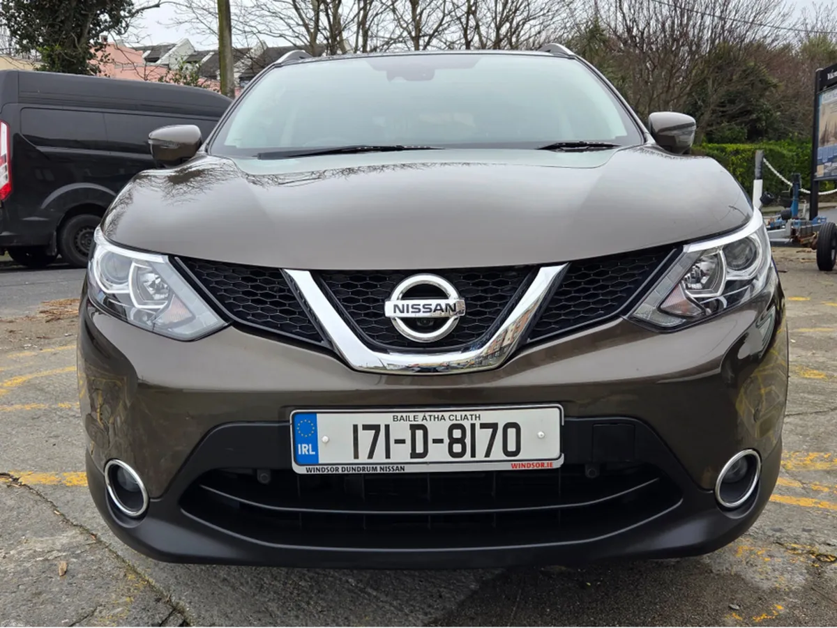 Nissan Qashqai 1.5 SV PREMIUM E6 4DR - Image 2