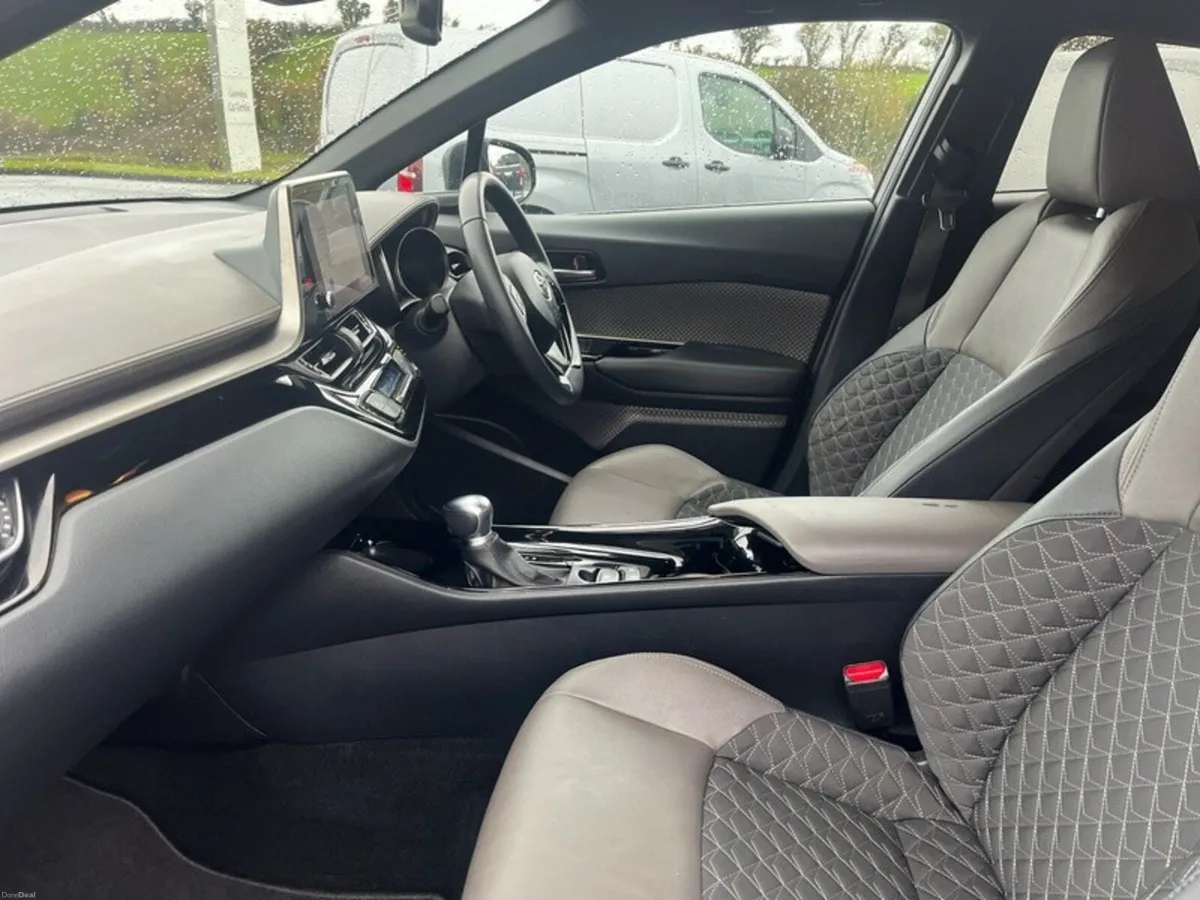 Toyota C-HR C-HR HYBRID SOL - Image 6
