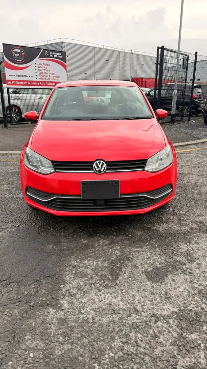 VOLKSWAGON POLO 2015 RED - Image 1
