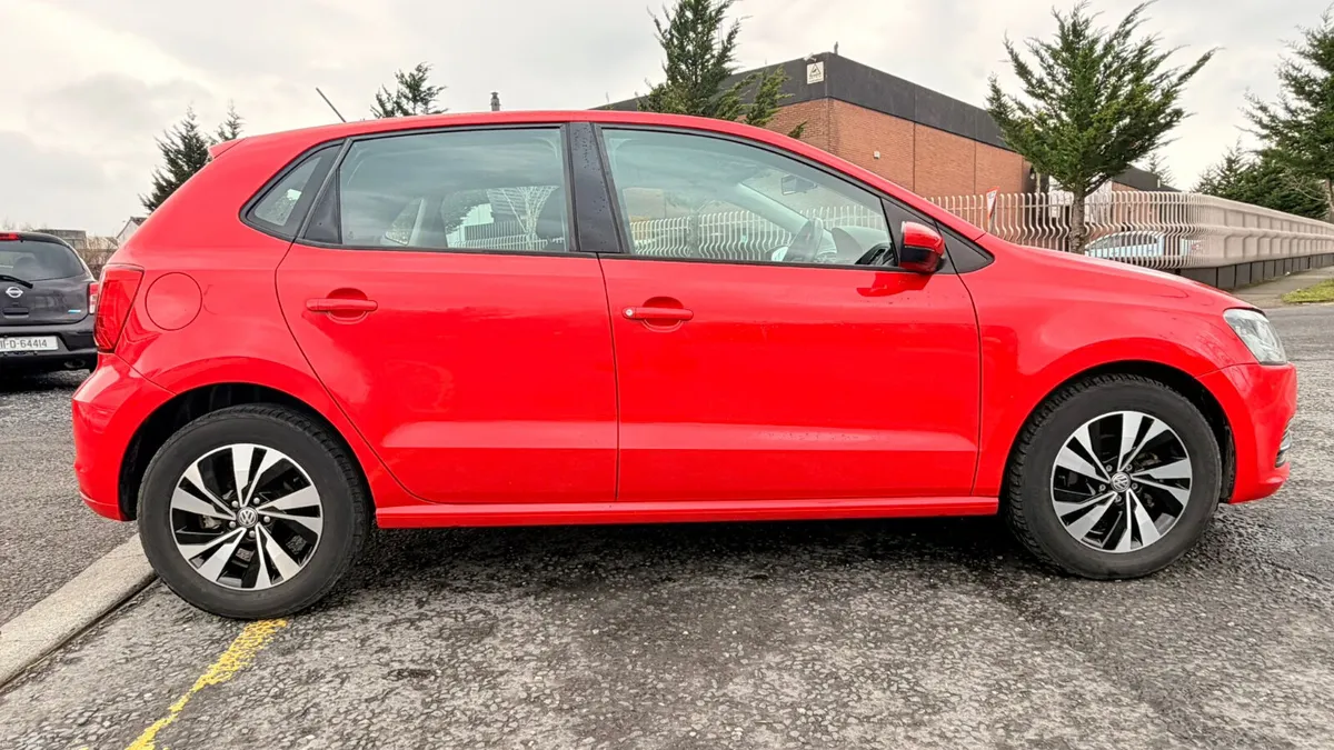 VOLKSWAGON POLO 2015 RED - Image 3