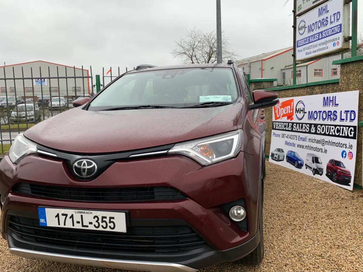 Toyota RAV4 2017 Luna sport Low  134kms - Image 4