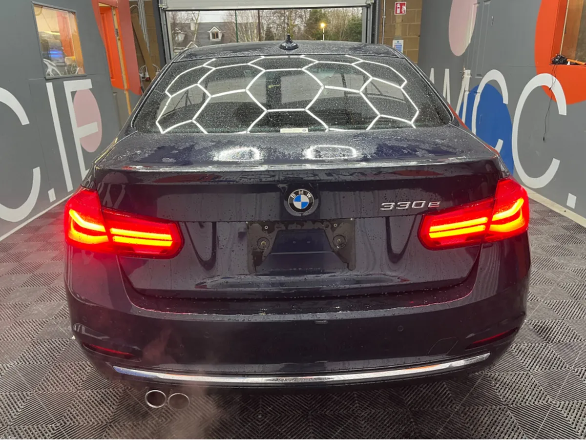 BMW 3-Series 2017 BMW 330E LUXURY EYE PERFORMER 2. - Image 3