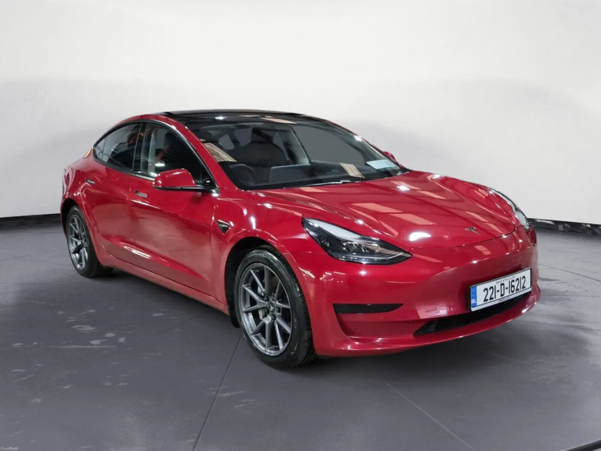 Tesla Model 3 BQB1S5N AUTO 4DR - Image 4