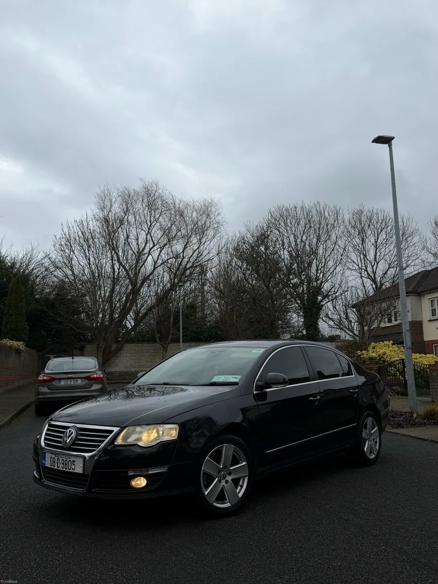 Vw Passat 1.9 TDI Highline Nct 02/27 & Tax 04/26 - Image 1