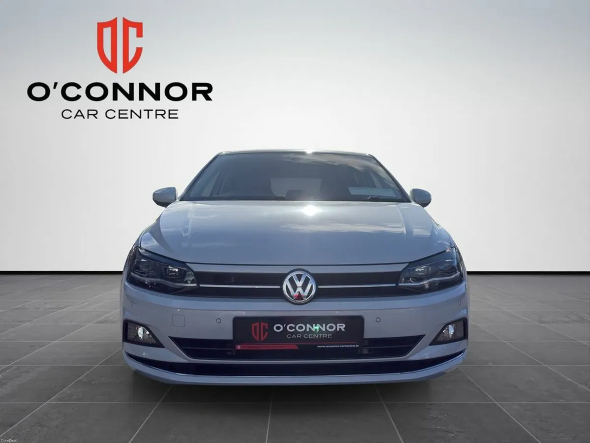 Volkswagen Polo "White on the outside, tan luxury - Image 3