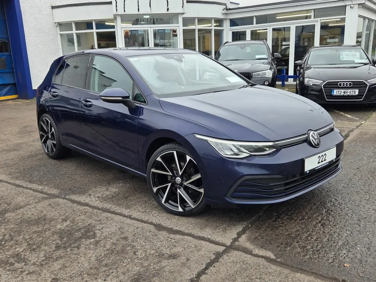 Volkswagen Golf LIFE TDI - Image 1