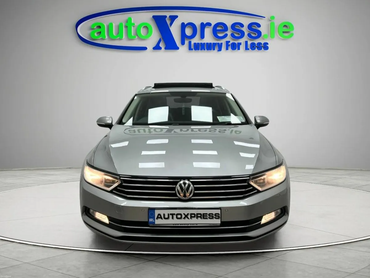 Volkswagen Passat 2.0 TDI BLUMOTION, Panoramic Sun - Image 3