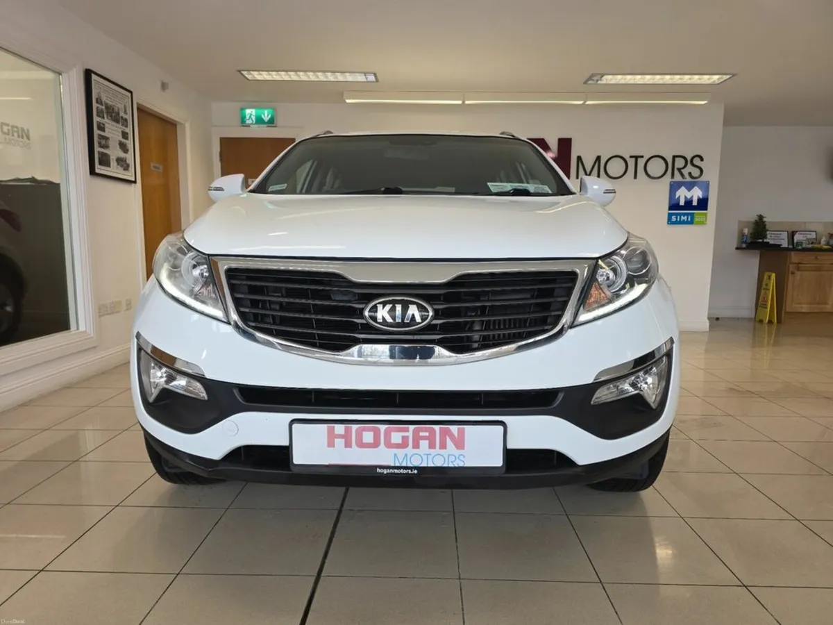 Kia Sportage EX Diesel - Image 2